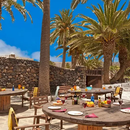 Finca La Crucita Lanzarote By Pvl Villa *