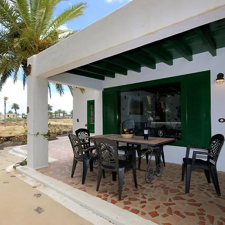 Villa Finca La Crucita Lanzarote By Pvl